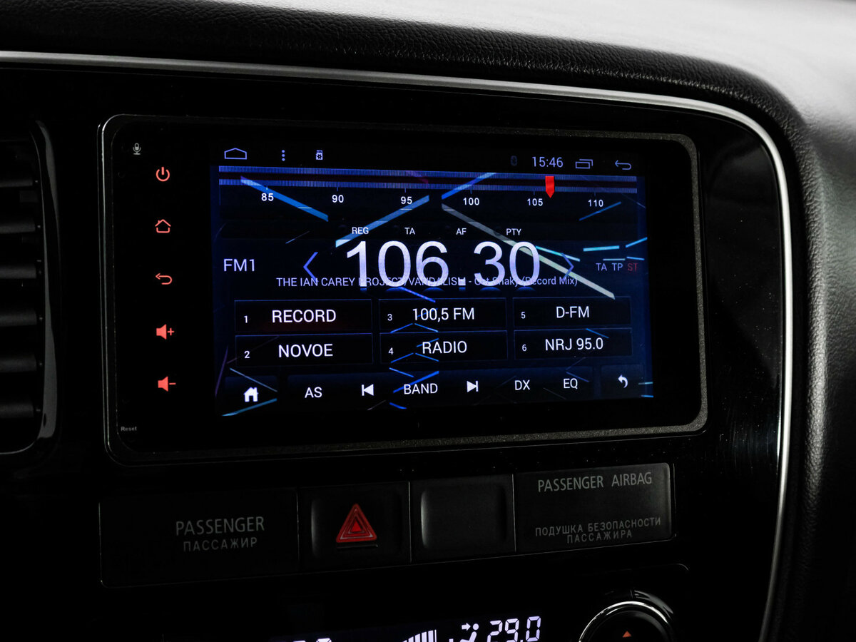 Mitsubishi Outlander с пробегом — 2015 год. Фото: #10