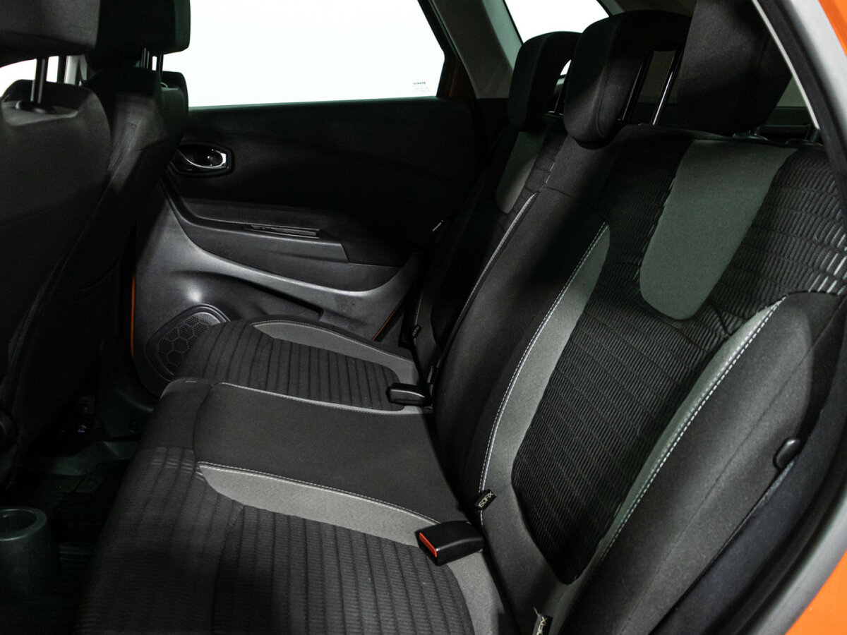 Renault Kaptur с пробегом — 2017 год. Фото: #9