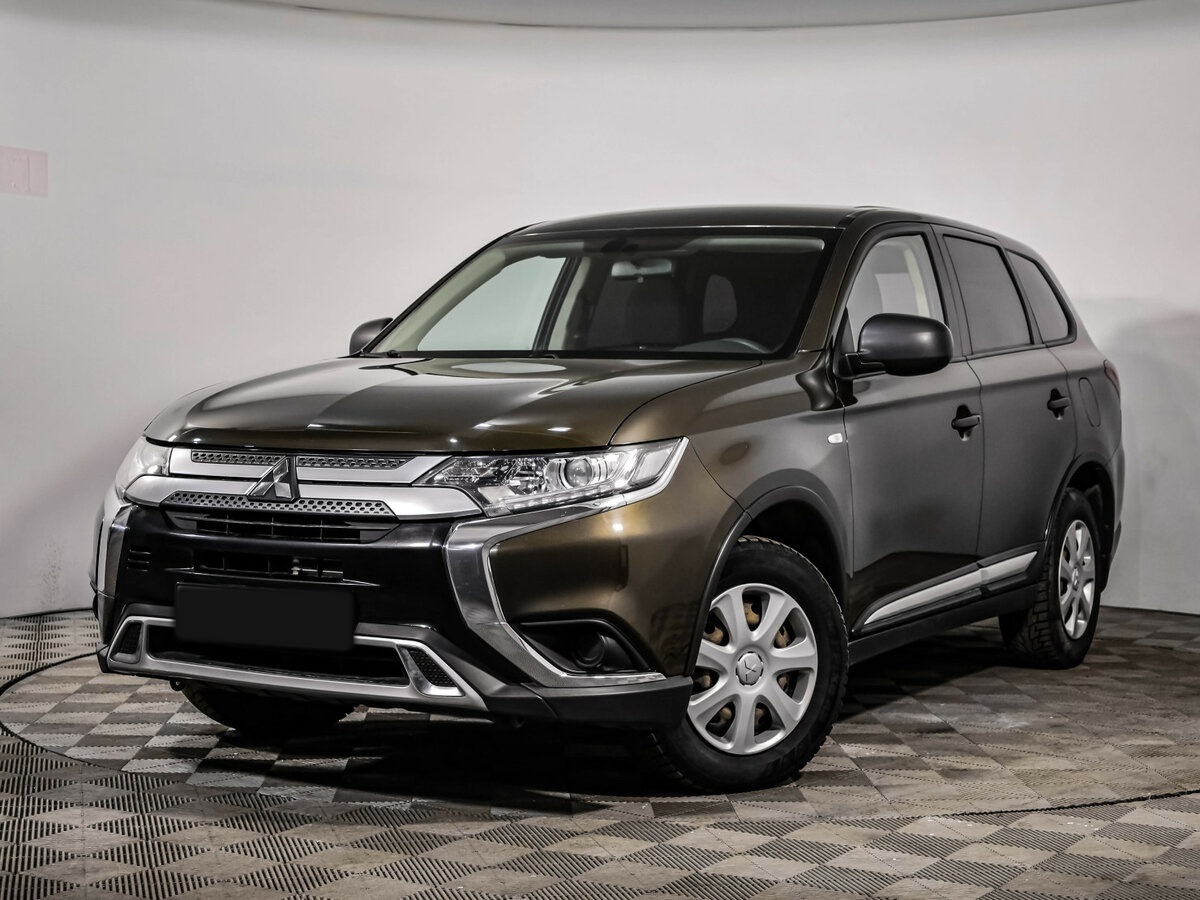 Mitsubishi Outlander с пробегом — 2020 год. Фото: #0