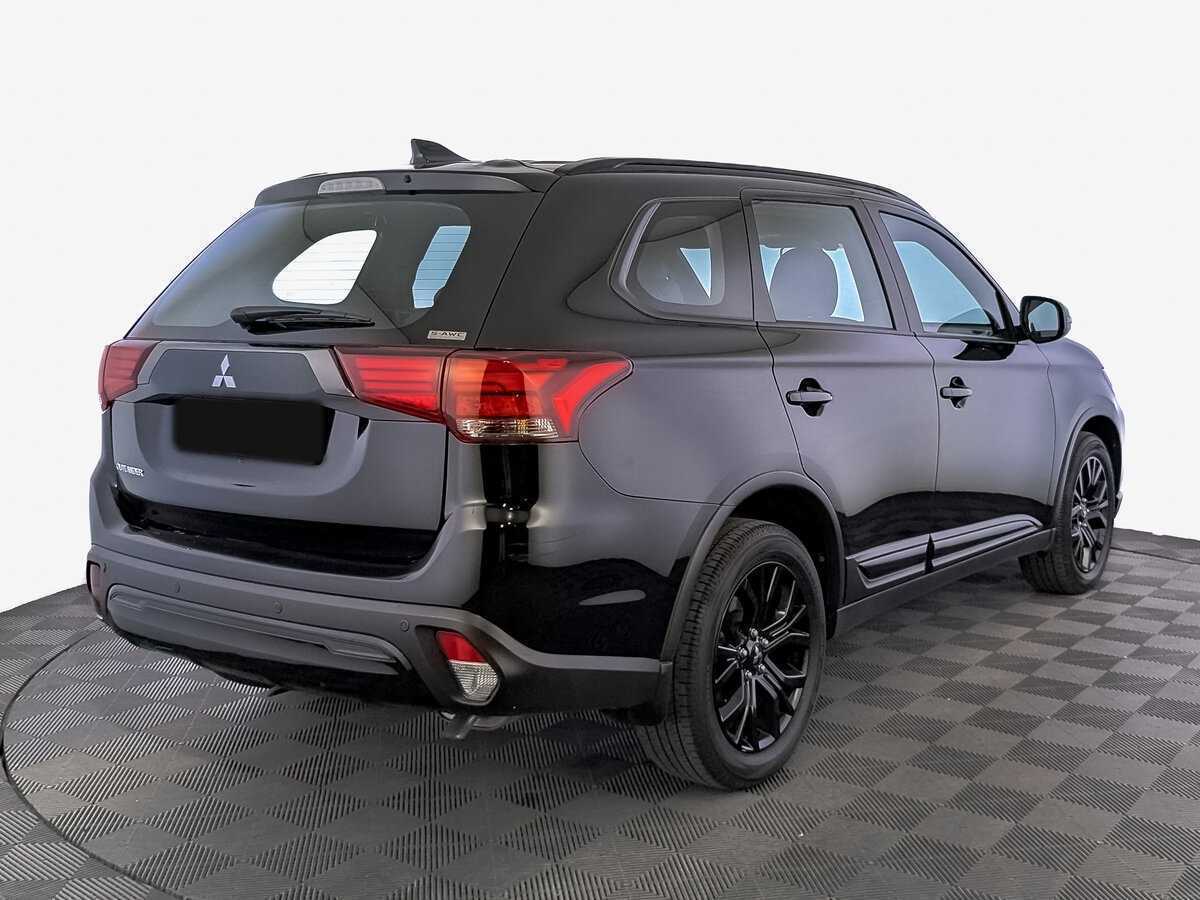 Mitsubishi Outlander с пробегом — 2021 год. Фото: #4