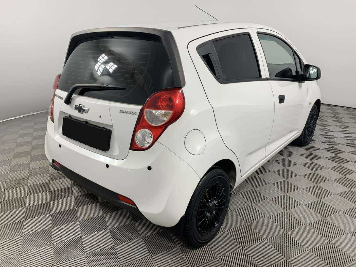 Chevrolet Spark с пробегом — 2013 год. Фото: #4