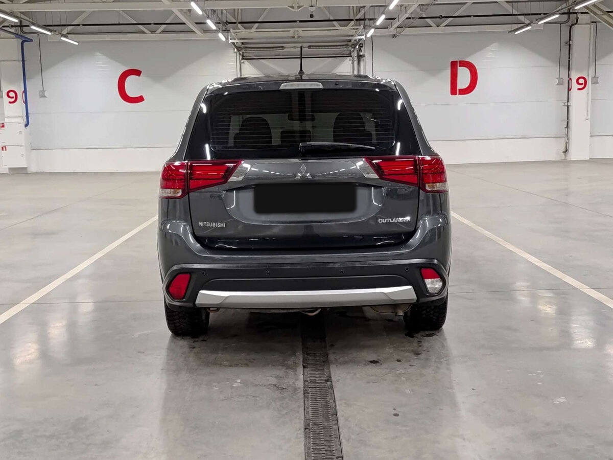 Mitsubishi Outlander с пробегом — 2016 год. Фото: #5
