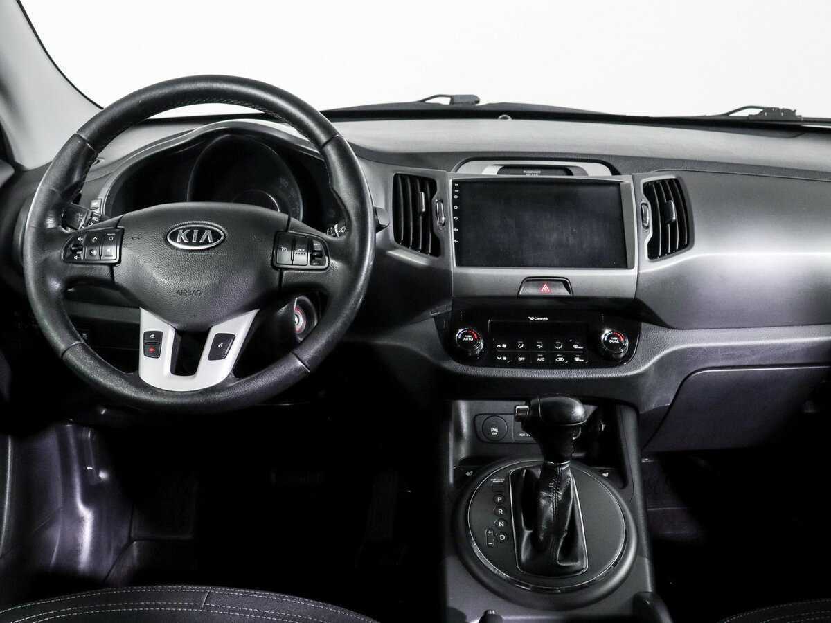 Kia Sportage с пробегом — 2012 год. Фото: #8