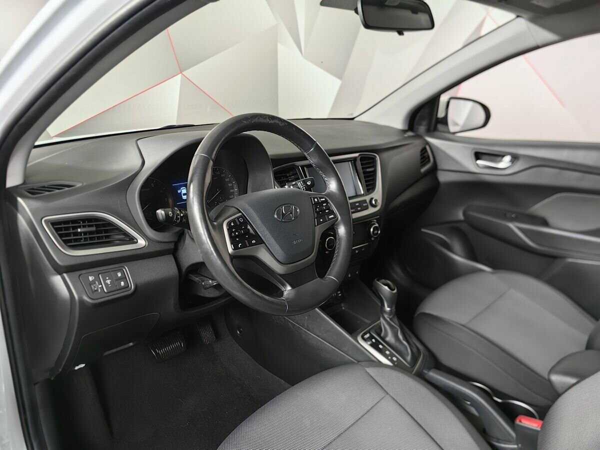 Hyundai Solaris с пробегом — 2017 год. Фото: #8