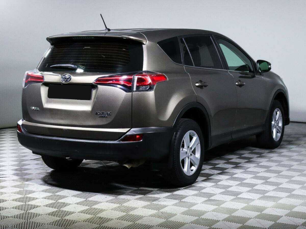 Toyota RAV4 с пробегом — 2013 год. Фото: #3