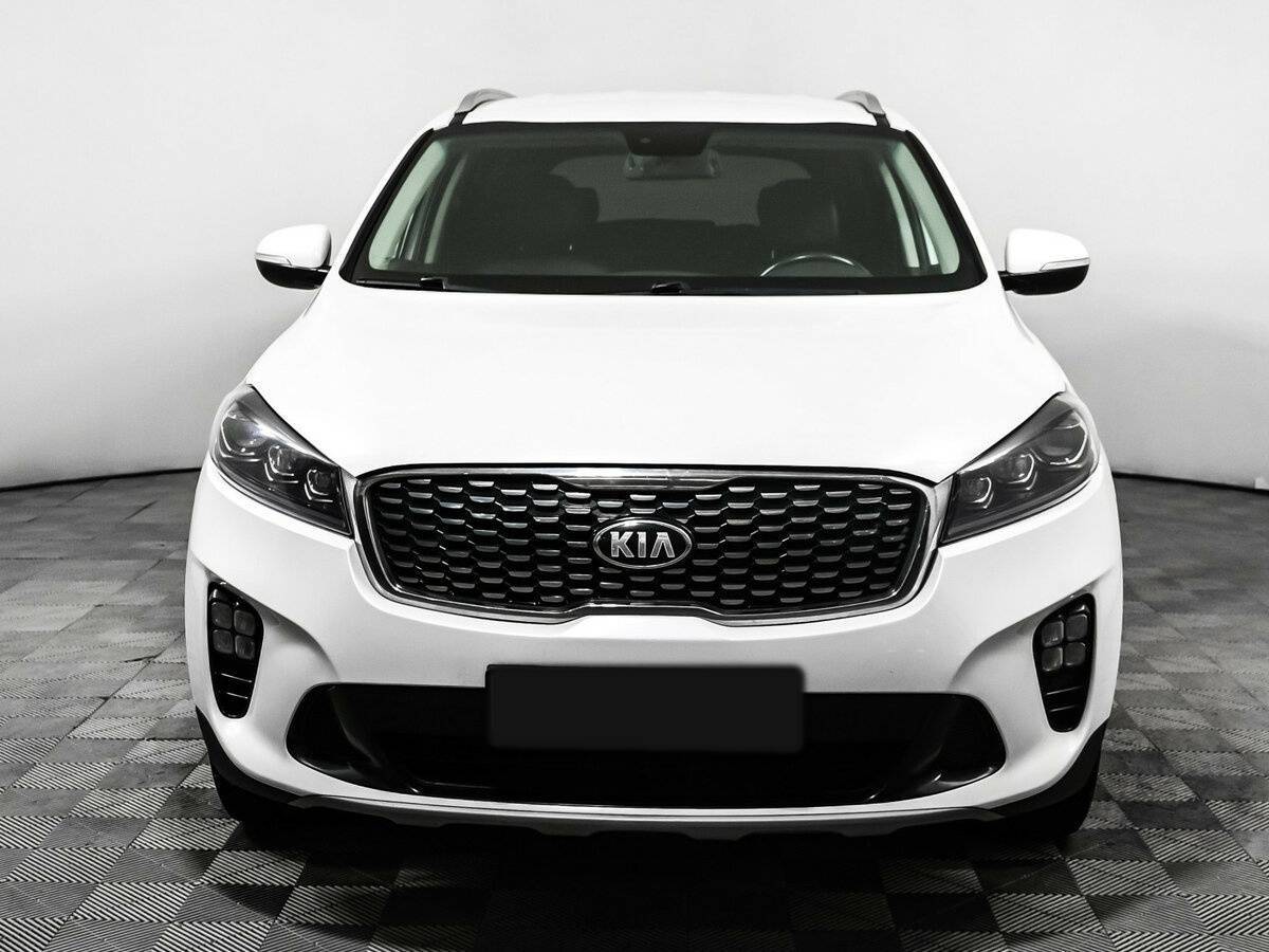 Kia Sorento с пробегом — 2017 год. Фото: #1