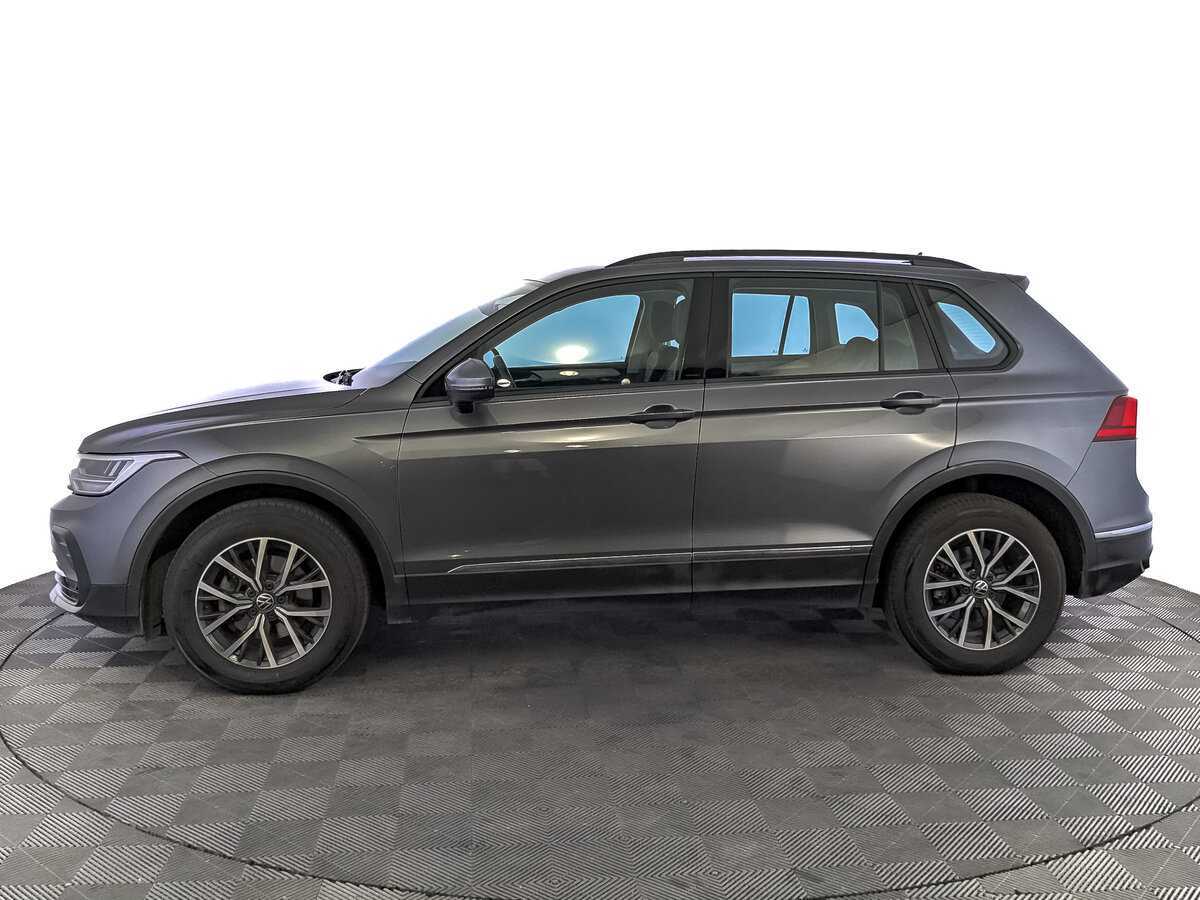 Volkswagen Tiguan с пробегом — 2021 год. Фото: #7