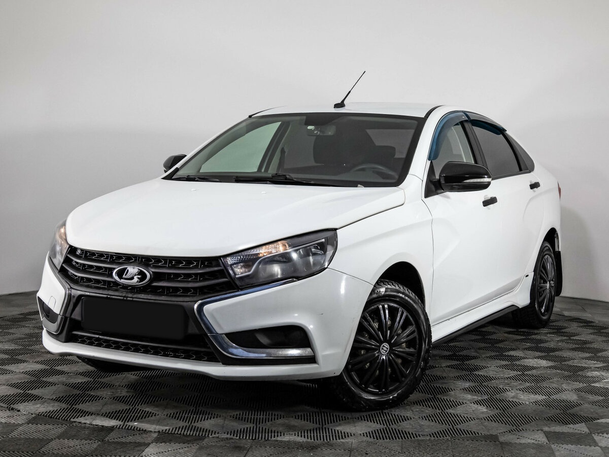 Lada (ВАЗ) Vesta с пробегом — 2016 год. Посмотреть фото