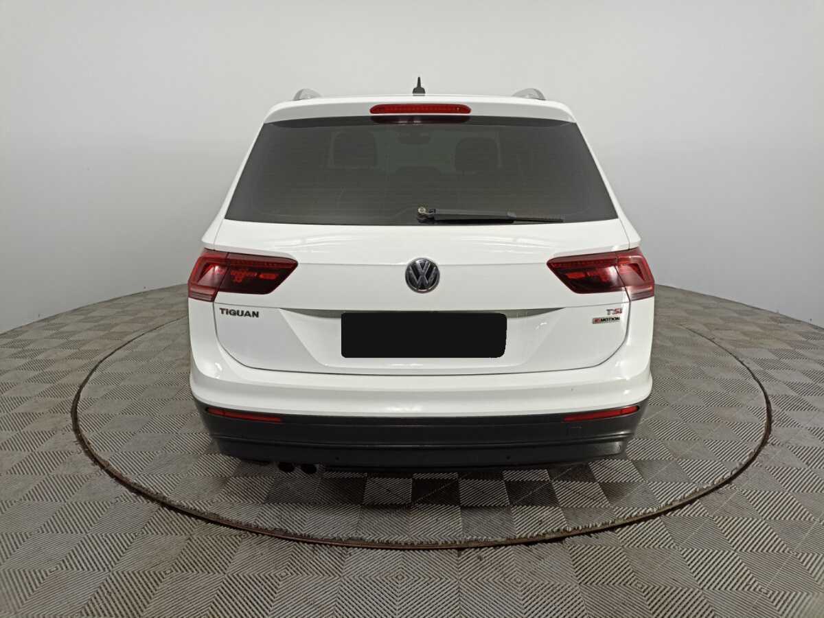 Volkswagen Tiguan с пробегом — 2017 год. Фото: #5