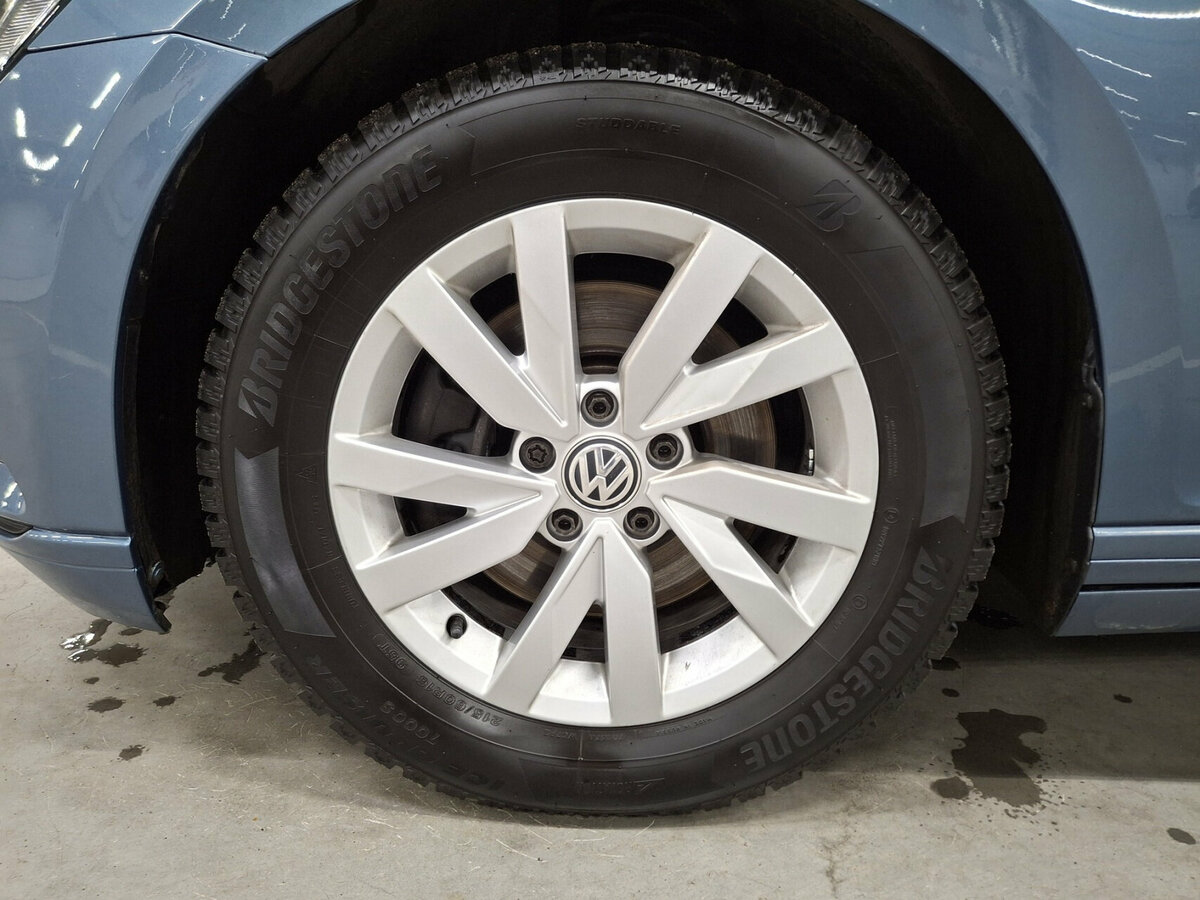 Volkswagen Passat с пробегом — 2018 год. Фото: #16