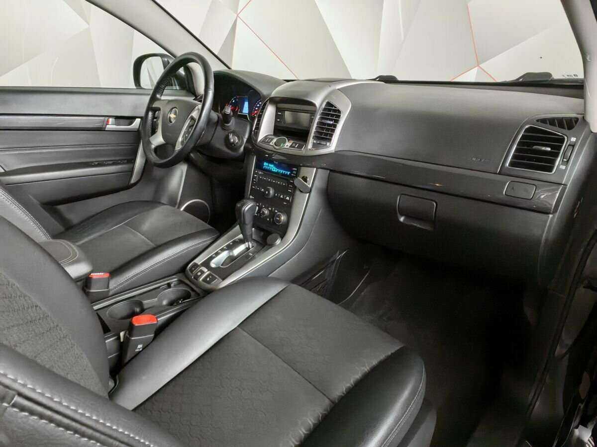 Chevrolet Captiva с пробегом — 2015 год. Фото: #8