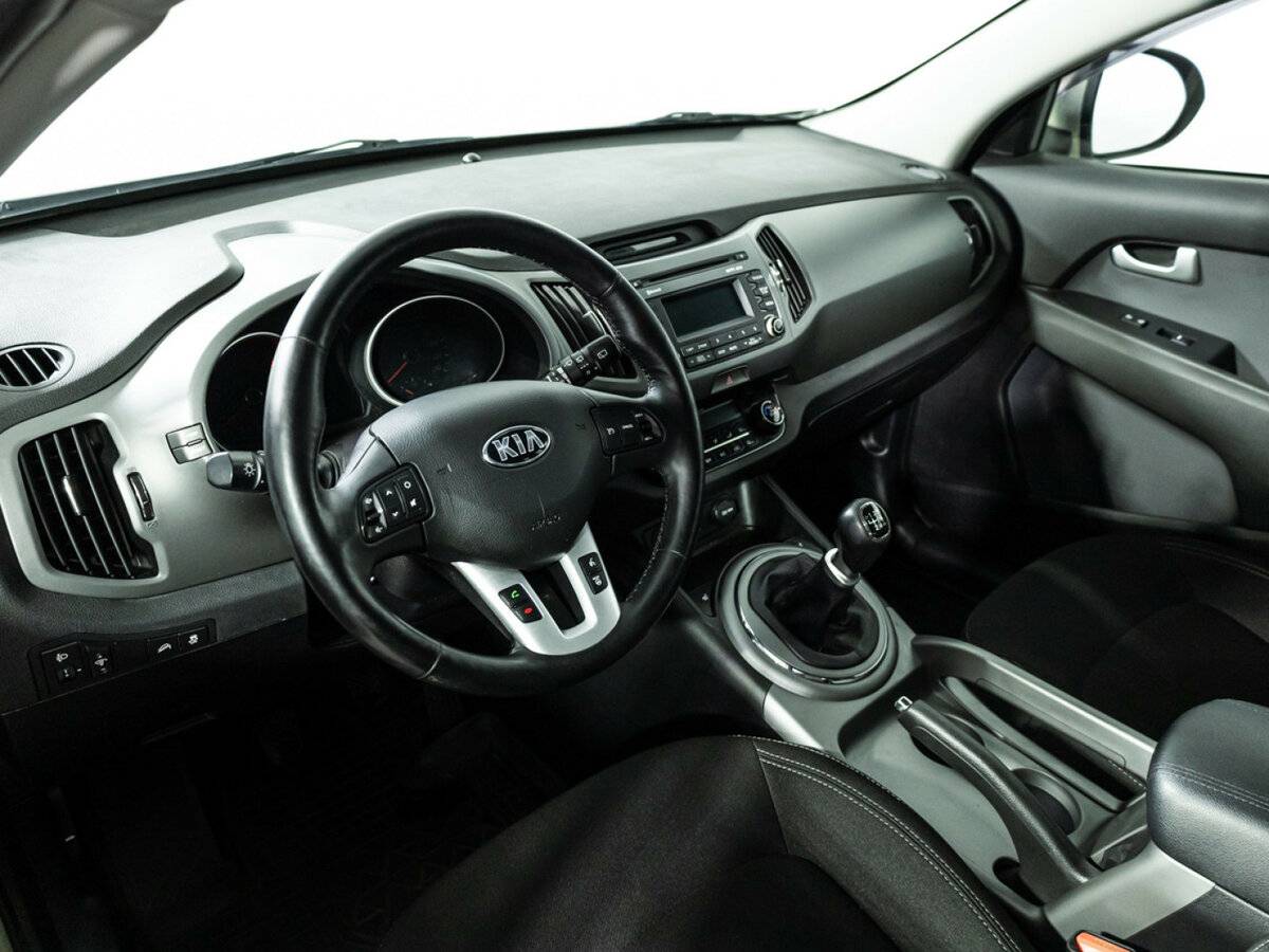 Kia Sportage с пробегом — 2015 год. Фото: #10