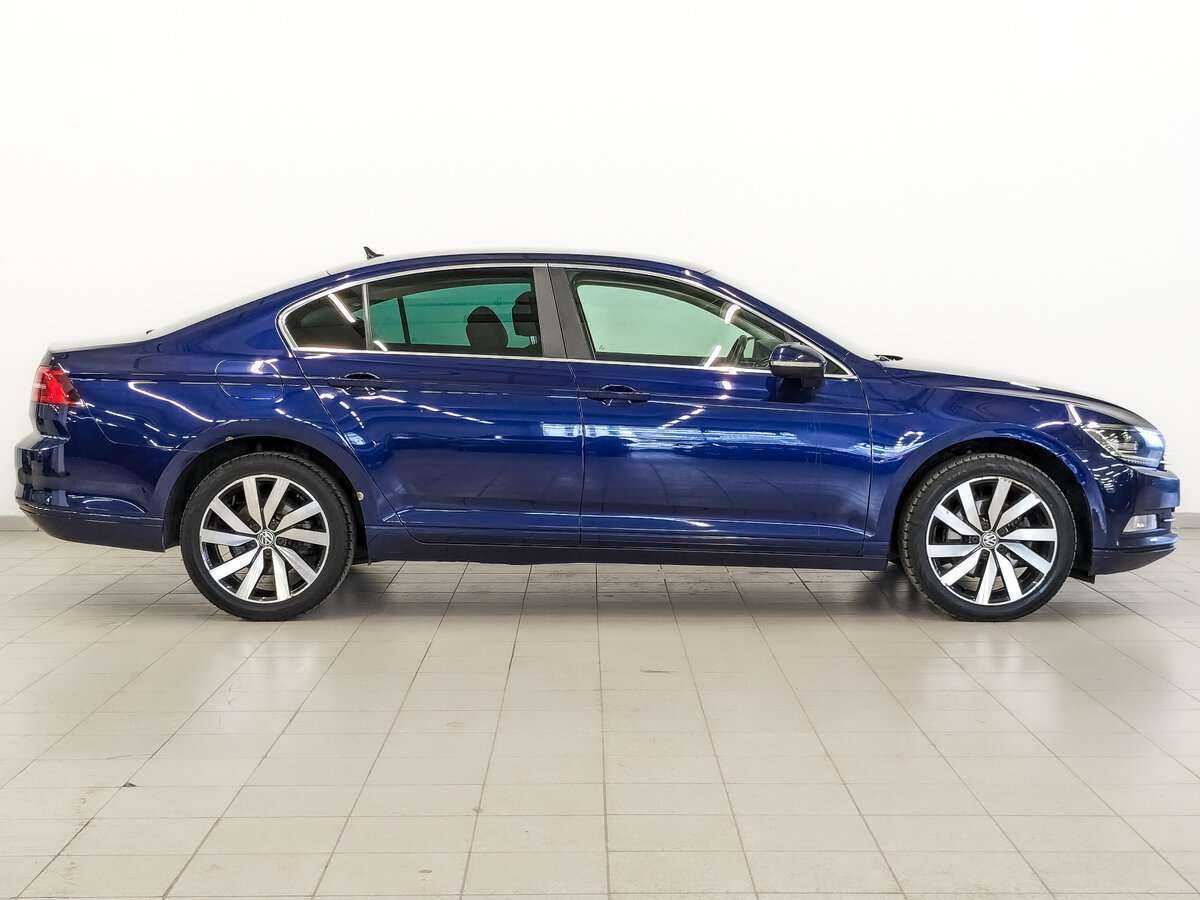 Volkswagen Passat с пробегом — 2019 год. Фото: #3