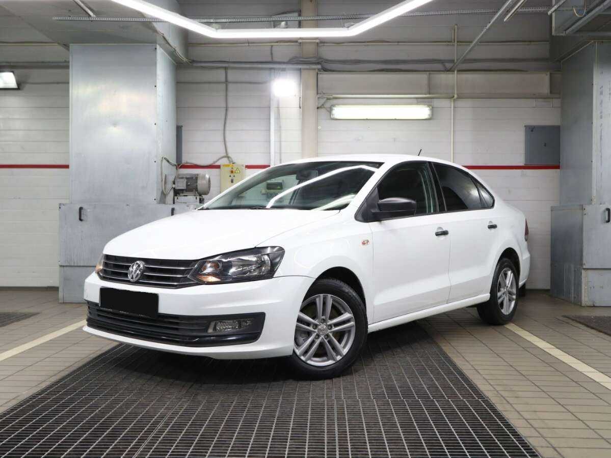 Volkswagen Polo с пробегом — 2017 год. Посмотреть фото
