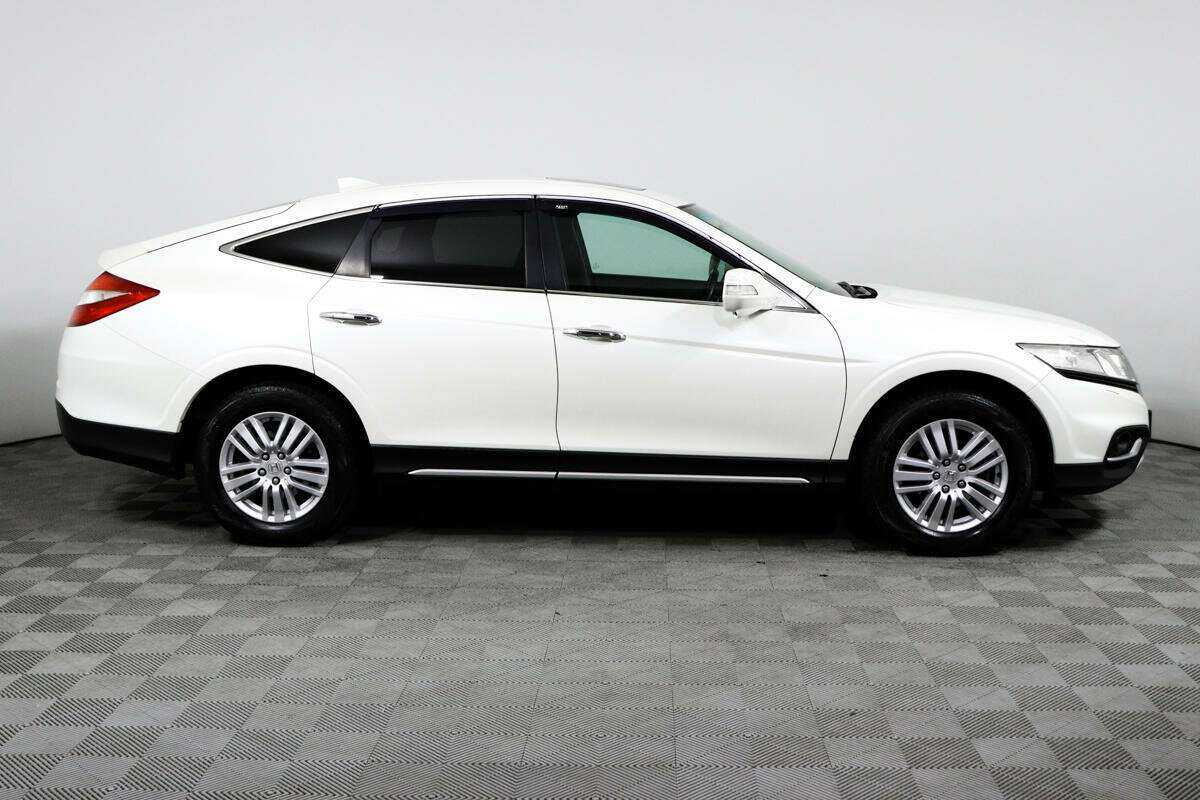 Honda Crosstour с пробегом — 2014 год. Фото: #3
