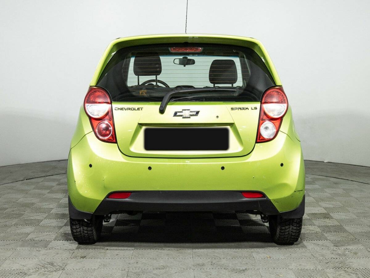 Chevrolet Spark с пробегом — 2012 год. Фото: #5
