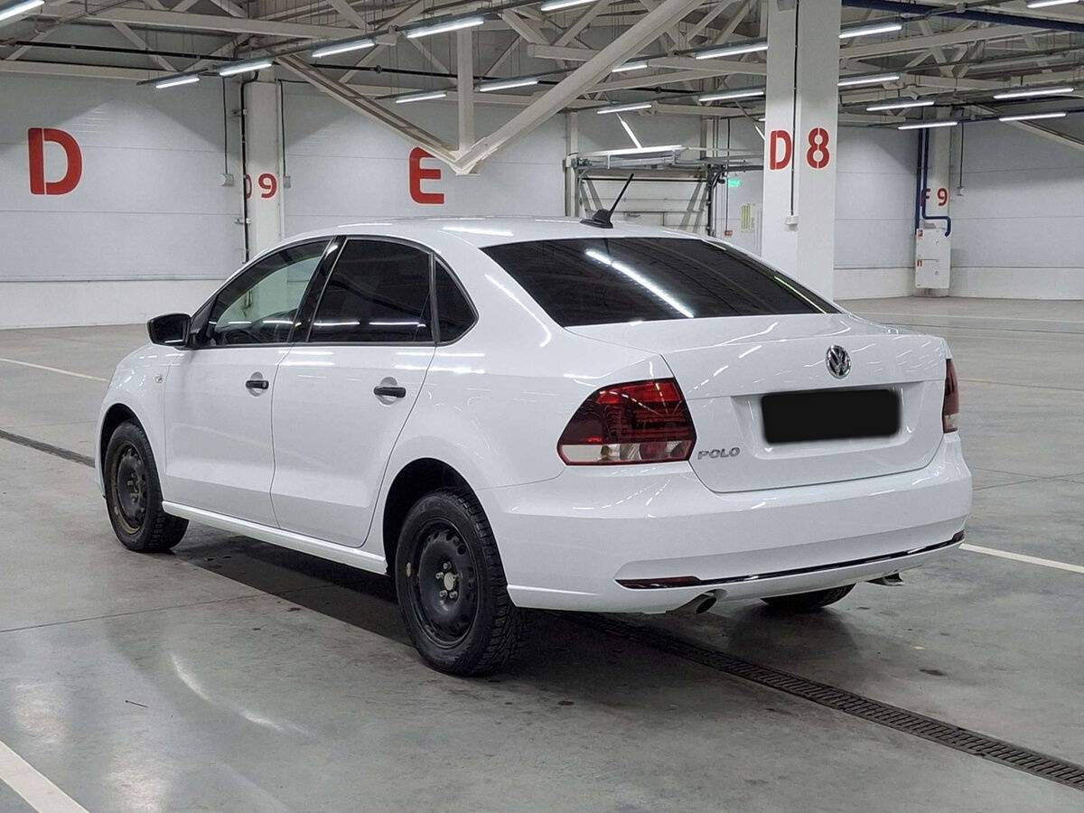 Volkswagen Polo с пробегом — 2019 год. Фото: #6