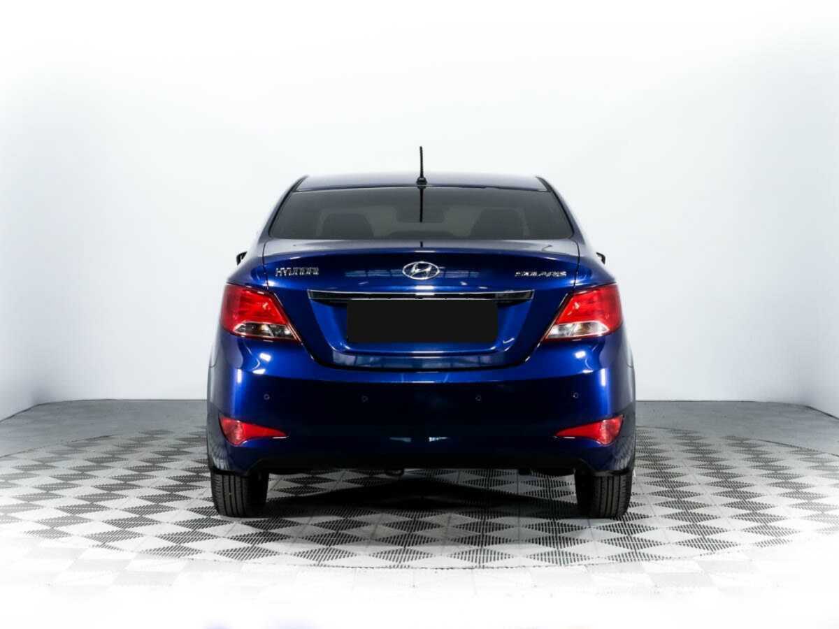 Hyundai Solaris с пробегом — 2015 год. Фото: #5