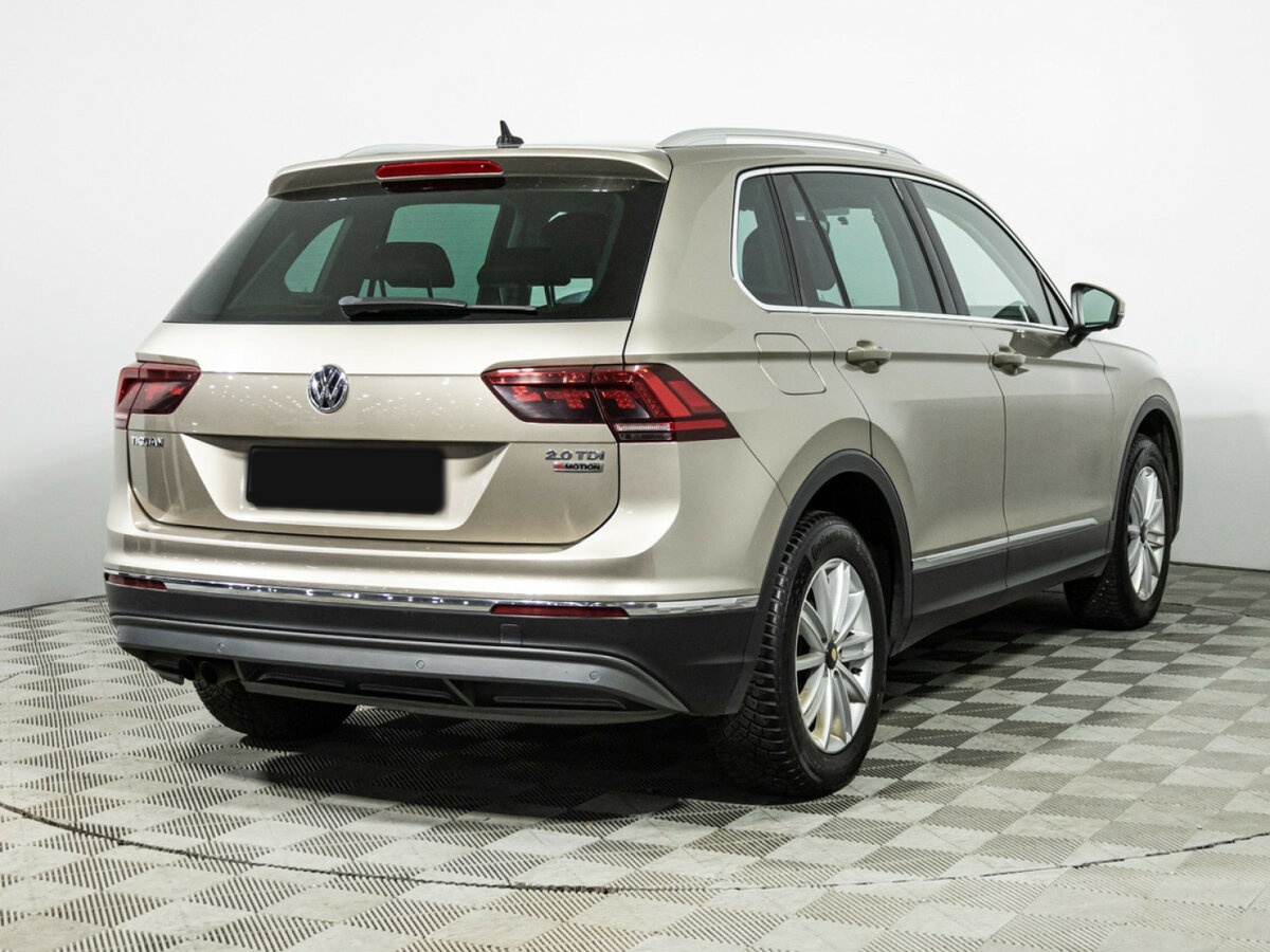 Volkswagen Tiguan с пробегом — 2017 год. Фото: #4
