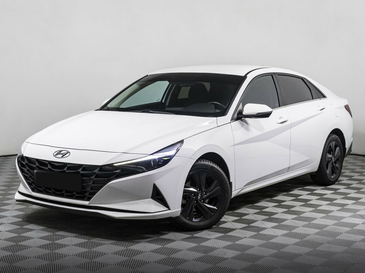 Hyundai Elantra с пробегом — 2021 год. Посмотреть фото