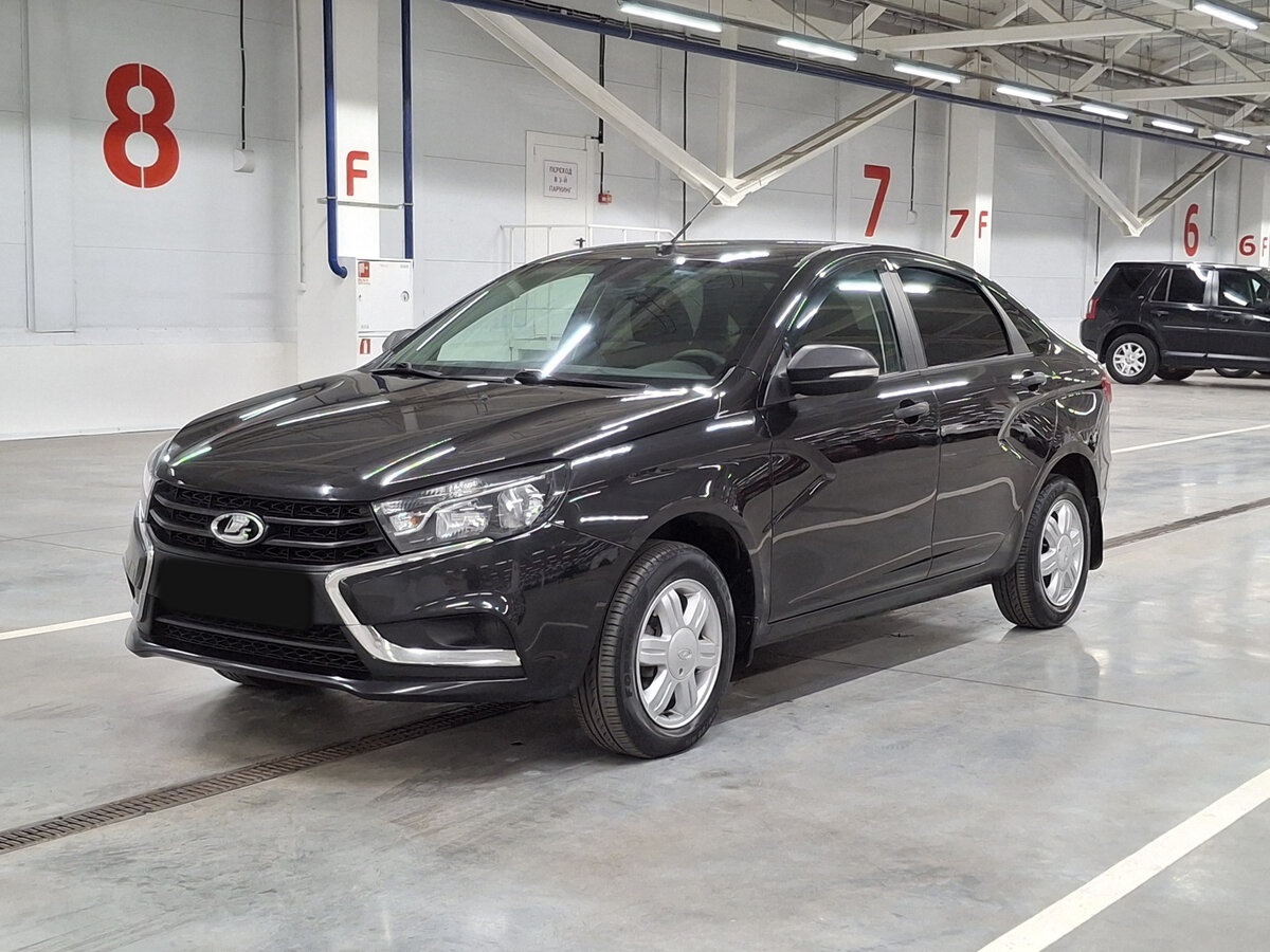 Lada (ВАЗ) Vesta с пробегом — 2018 год. Посмотреть фото