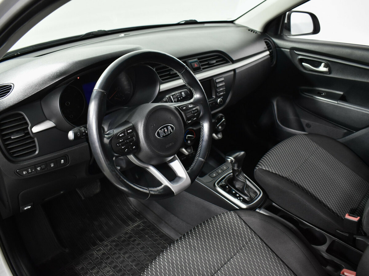 Kia Rio с пробегом — 2018 год. Фото: #8