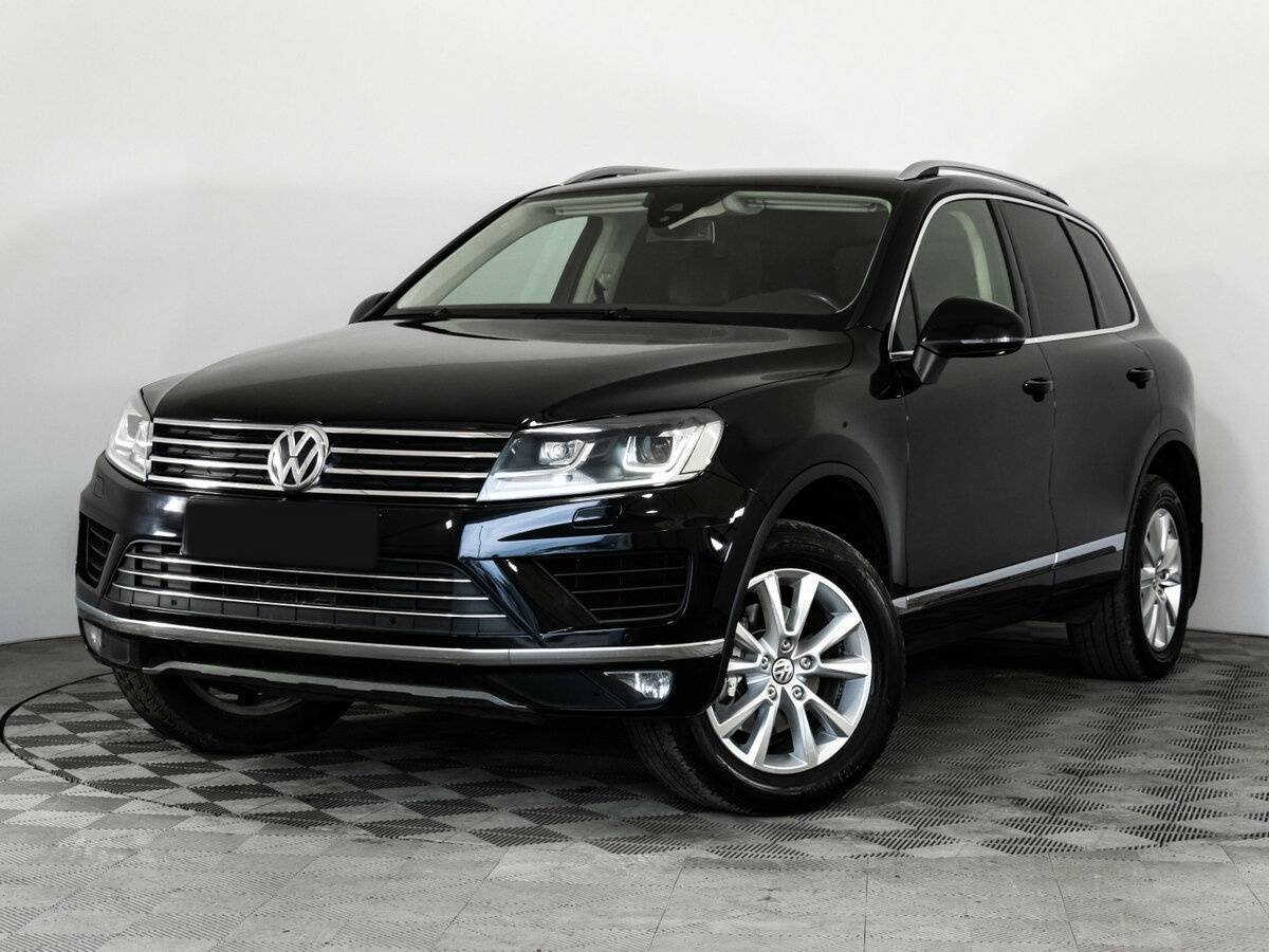 Volkswagen Touareg с пробегом — 2015 год. Фото: #0