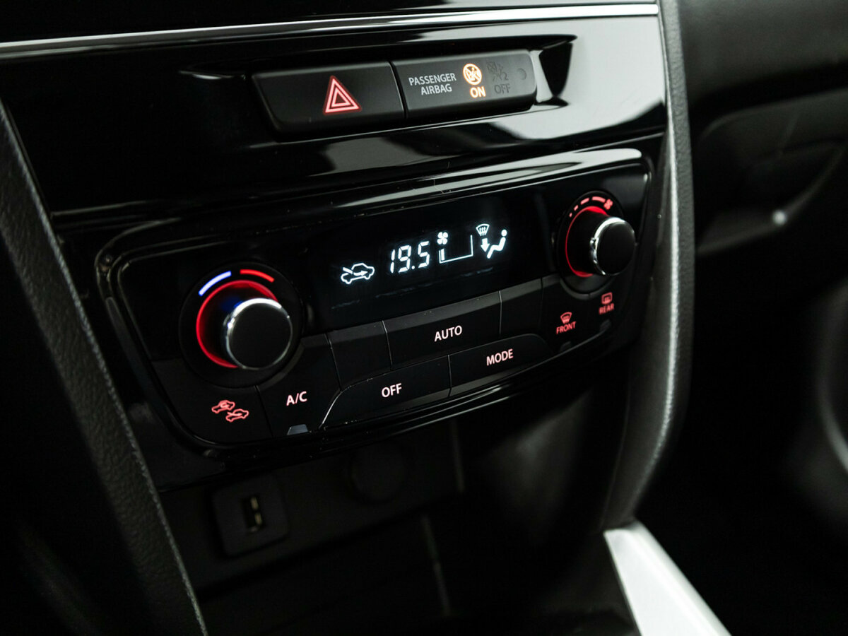 Suzuki Vitara с пробегом — 2018 год. Фото: #18