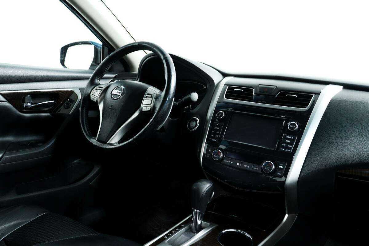 Nissan Teana с пробегом — 2015 год. Фото: #8