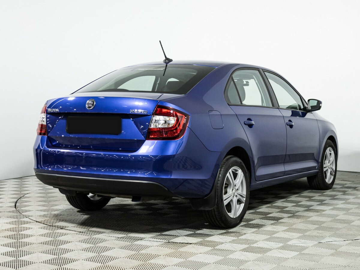 Skoda Rapid с пробегом — 2019 год. Фото: #4