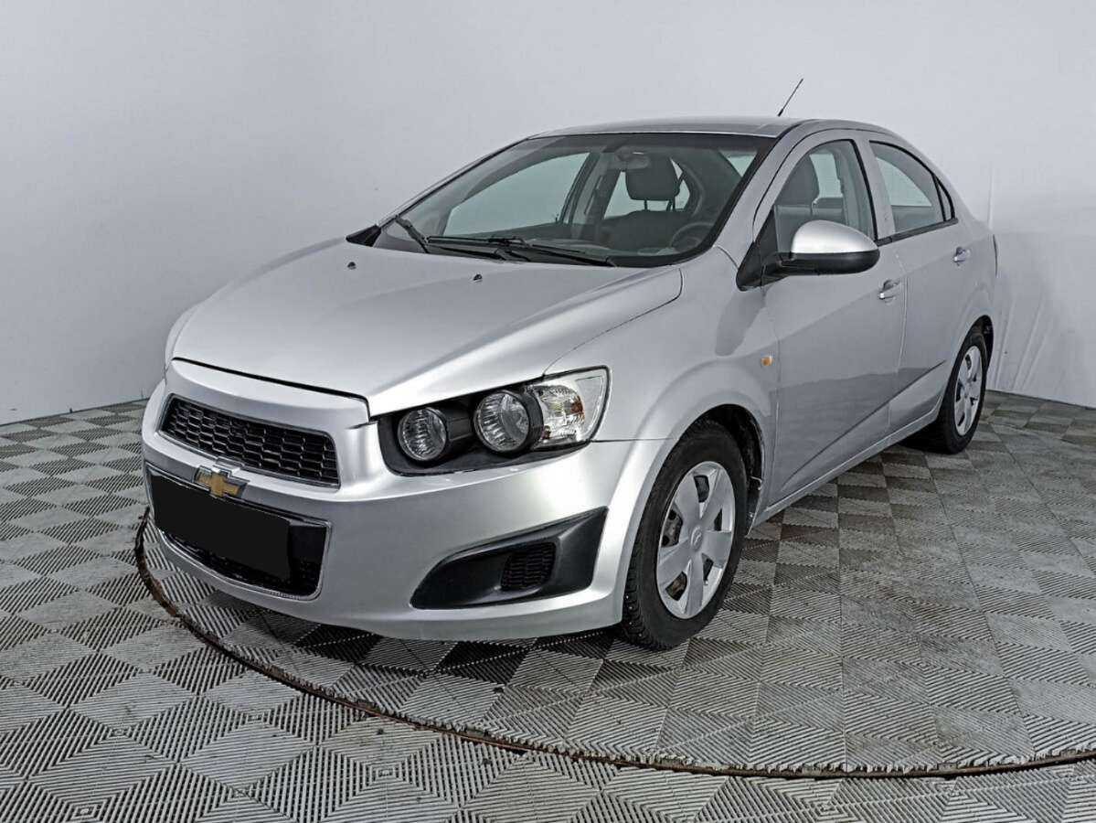 Chevrolet Aveo с пробегом — 2013 год. Фото: #0