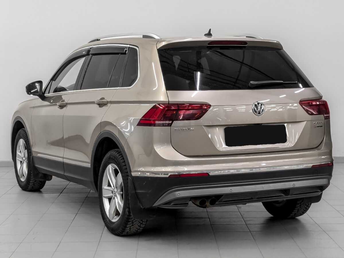 Volkswagen Tiguan с пробегом — 2018 год. Фото: #6