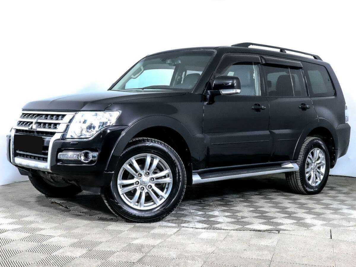 Mitsubishi Pajero с пробегом — 2018 год. Посмотреть фото