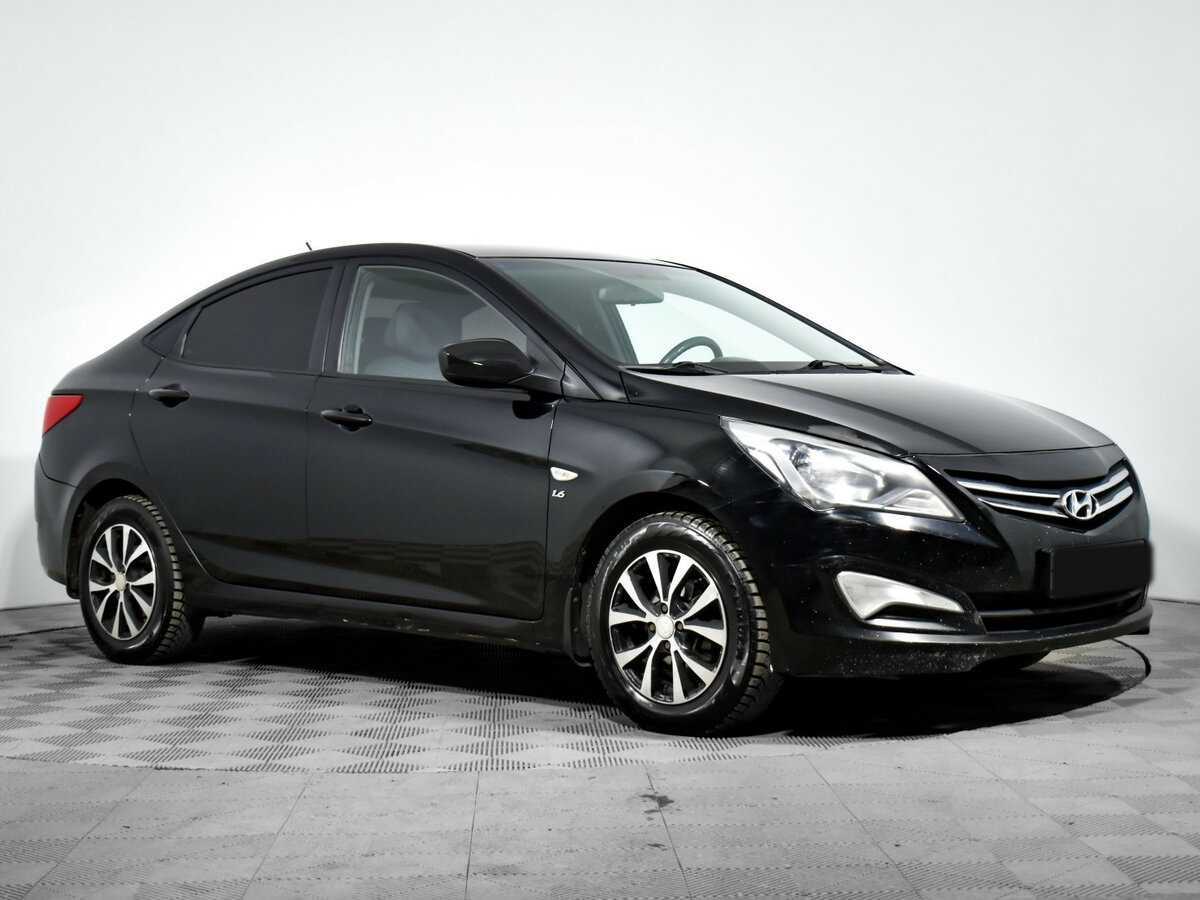Hyundai Solaris с пробегом — 2015 год. Фото: #2
