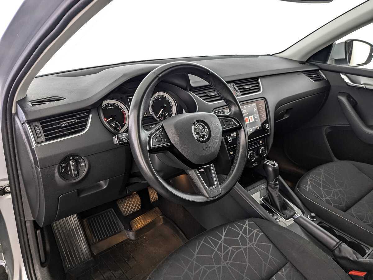 Skoda Octavia с пробегом — 2020 год. Фото: #10