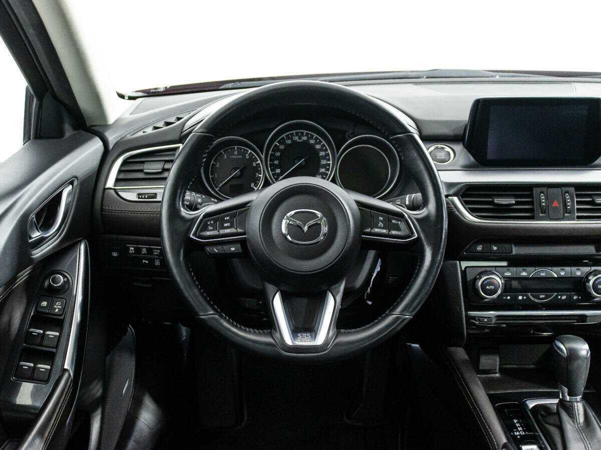 Mazda 6 с пробегом — 2017 год. Фото: #23