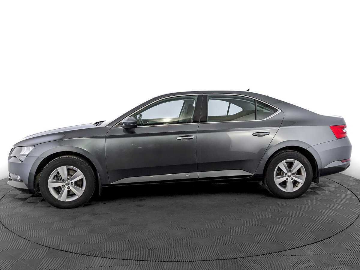 Skoda Superb с пробегом — 2018 год. Фото: #7
