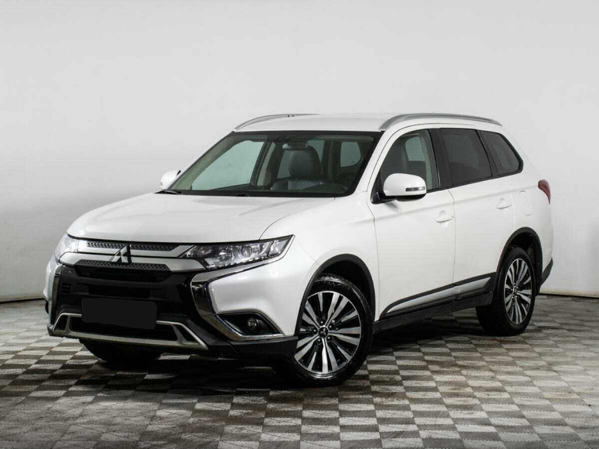 Mitsubishi Outlander с пробегом — 2020 год. Фото: #0