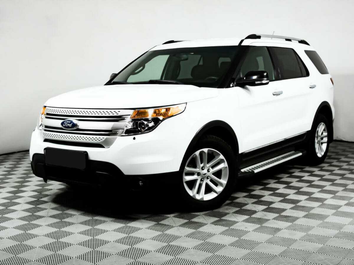 Ford Explorer с пробегом — 2013 год. Посмотреть фото
