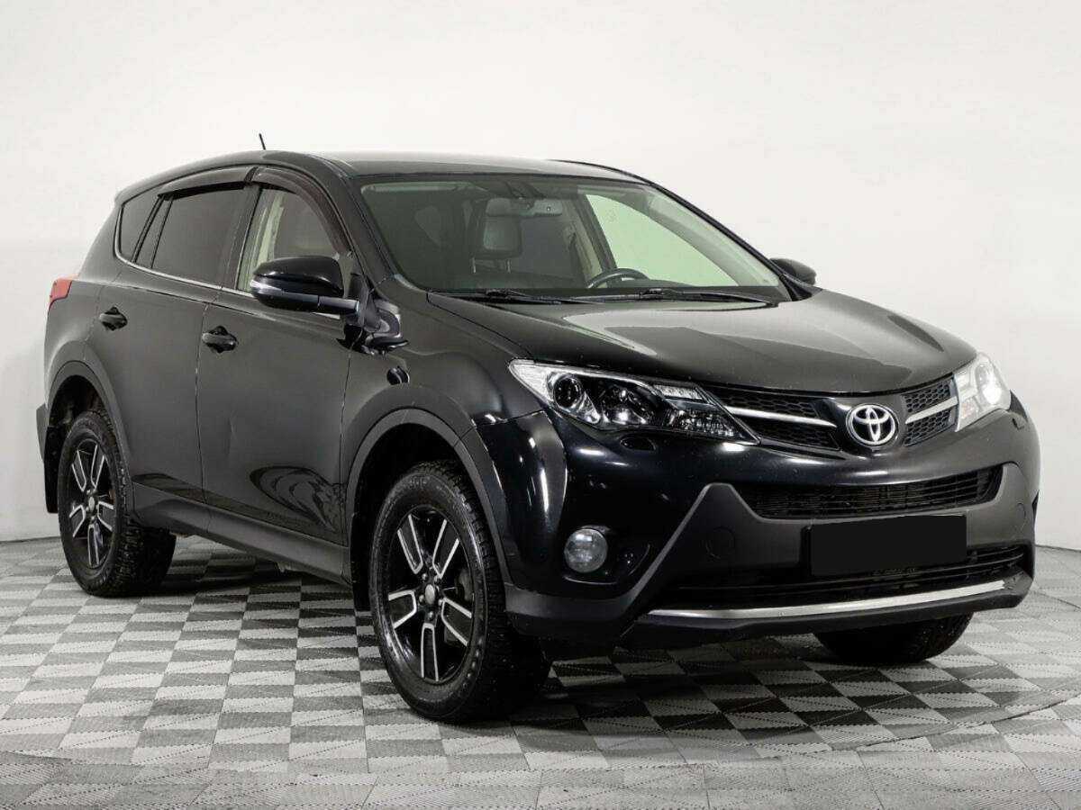 Toyota RAV4 с пробегом — 2013 год. Фото: #2