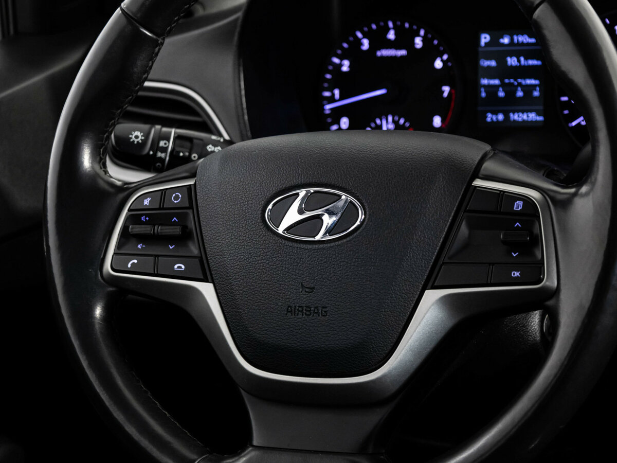 Hyundai Solaris с пробегом — 2018 год. Фото: #8