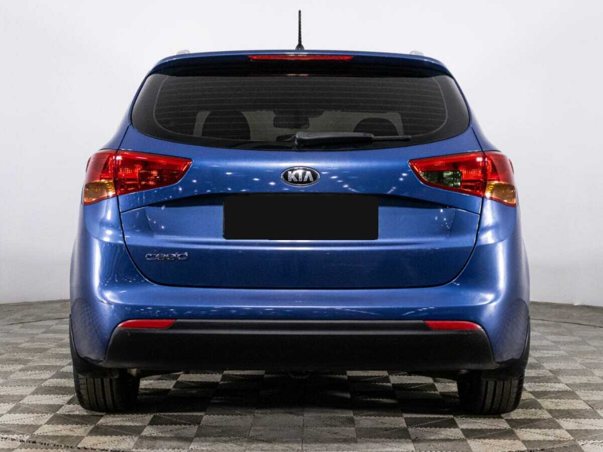 Kia Ceed с пробегом — 2013 год. Фото: #5