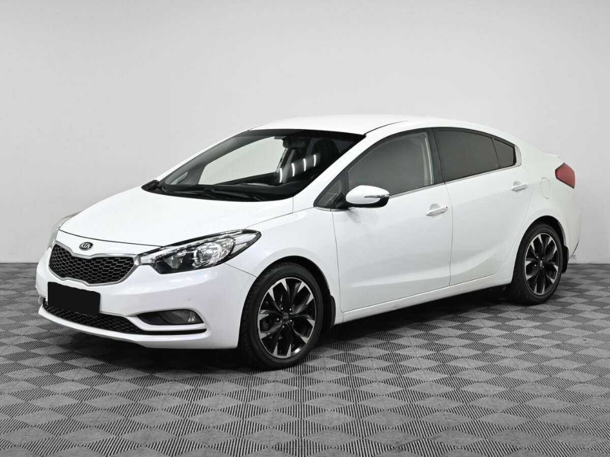 Kia Cerato с пробегом — 2015 год. Посмотреть фото
