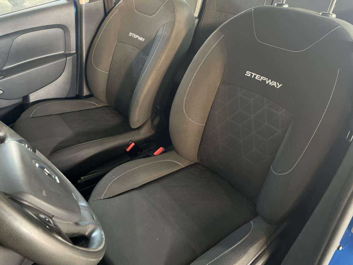 Renault Sandero с пробегом — 2018 год. Фото: #11