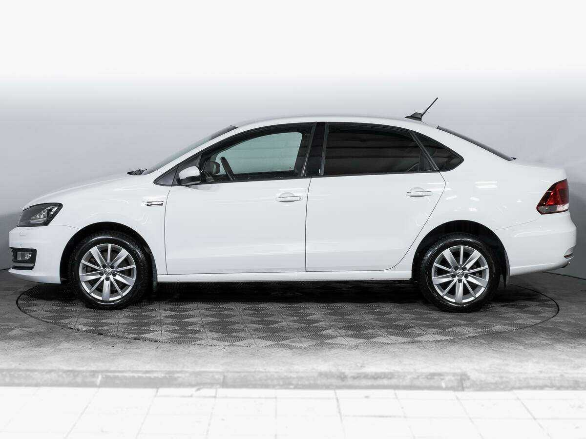 Volkswagen Polo с пробегом — 2018 год. Фото: #6
