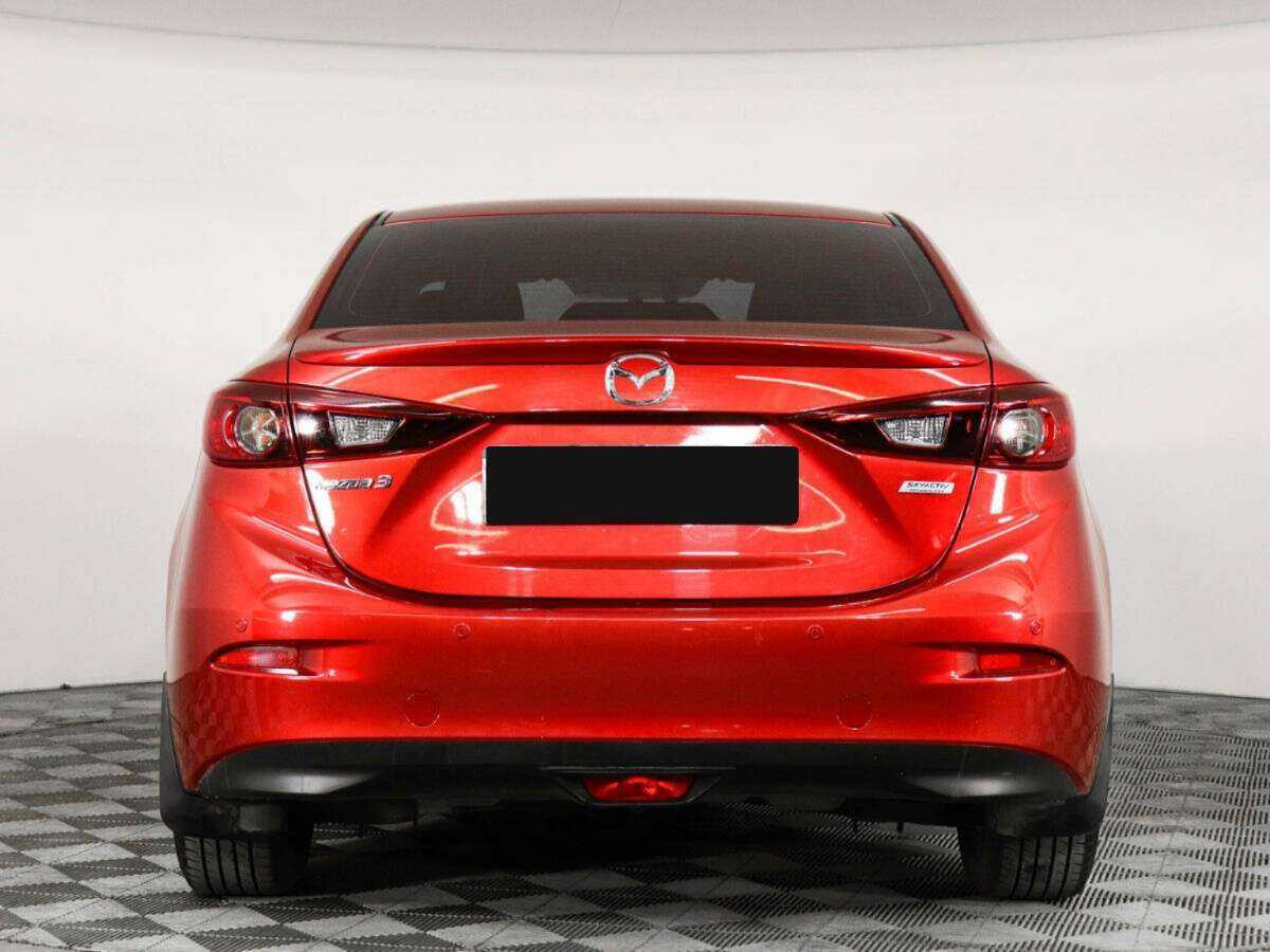 Mazda 3 с пробегом — 2018 год. Фото: #5