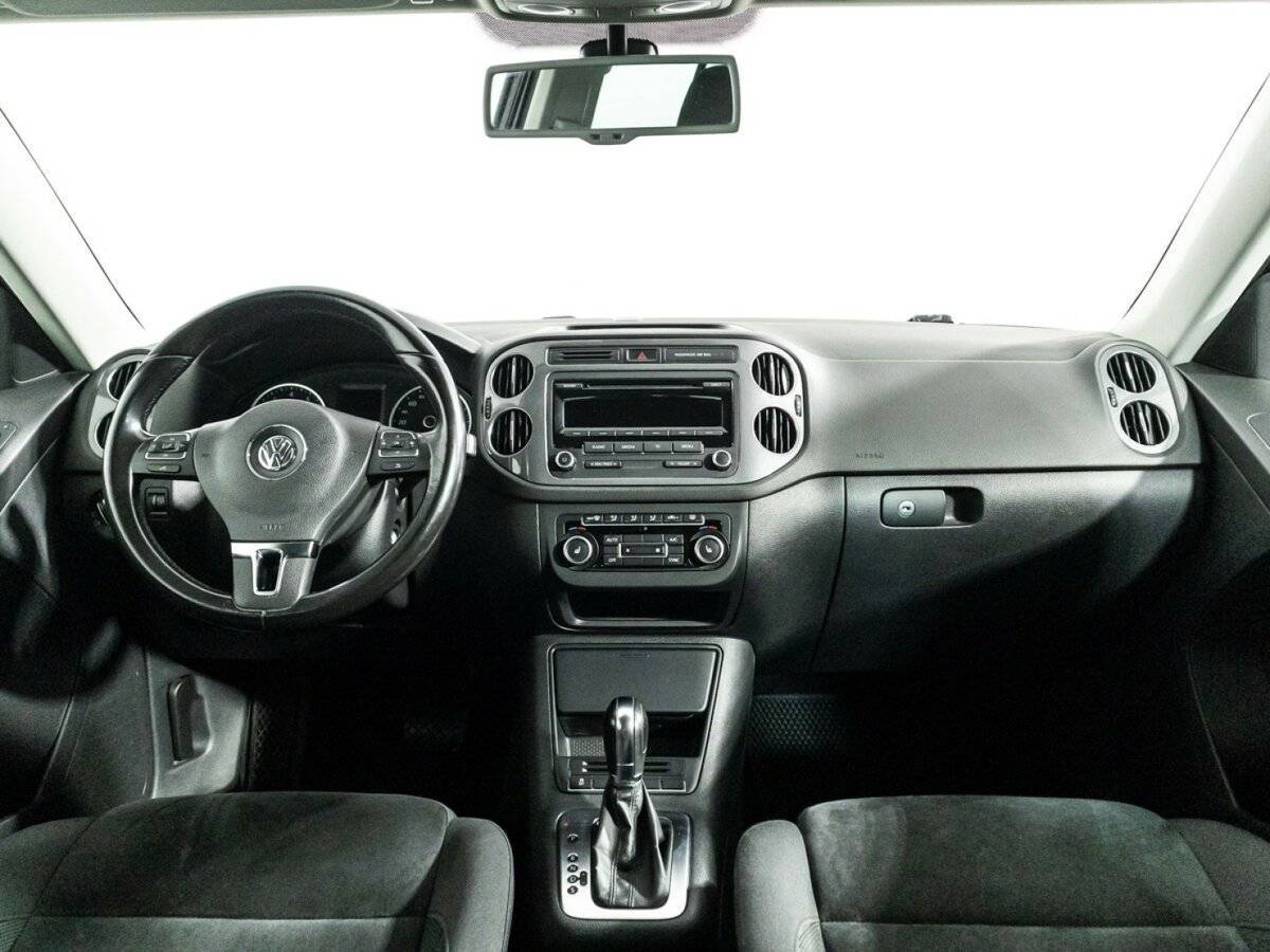 Volkswagen Tiguan с пробегом — 2012 год. Фото: #11