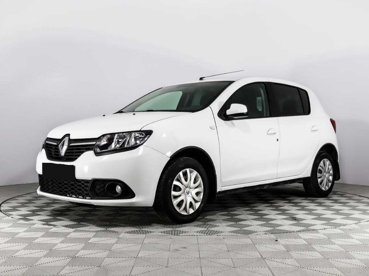 Renault Sandero с пробегом — 2017 год. Посмотреть фото