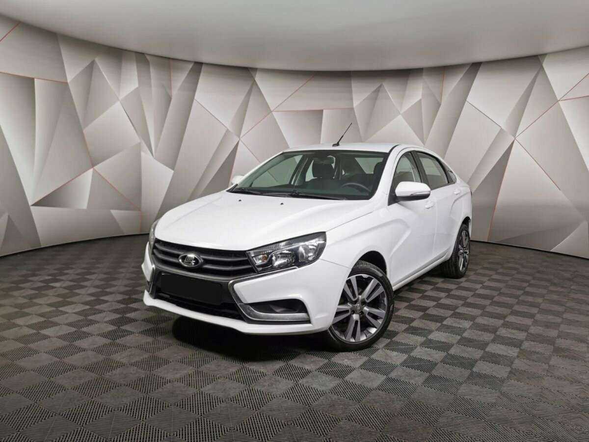 Lada (ВАЗ) Vesta с пробегом — 2018 год. Посмотреть фото