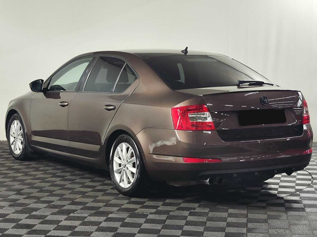 Skoda Octavia с пробегом — 2014 год. Фото: #3